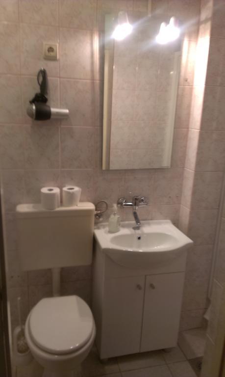 Apartments & Rooms Korzo Slavonski Brod Phòng bức ảnh