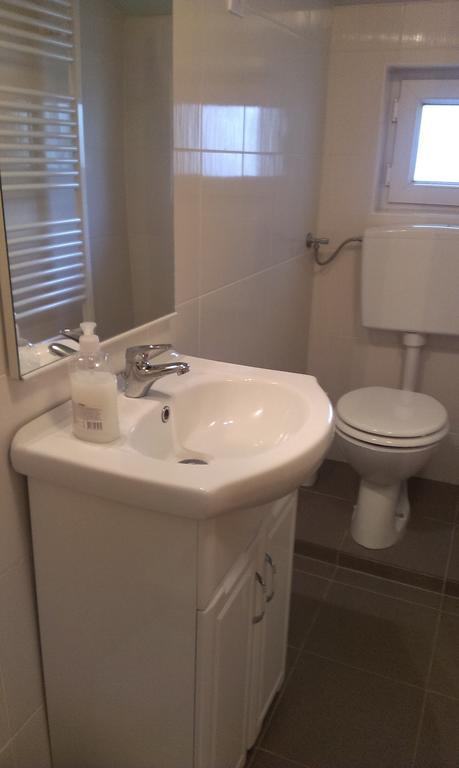 Apartments & Rooms Korzo Slavonski Brod Phòng bức ảnh