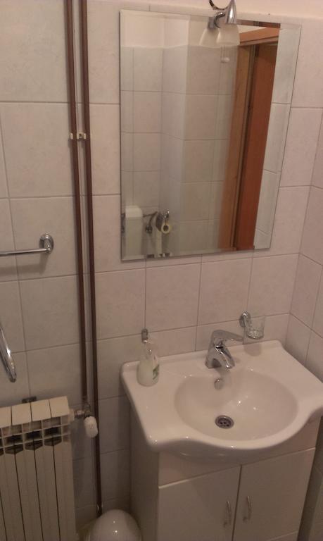 Apartments & Rooms Korzo Slavonski Brod Phòng bức ảnh
